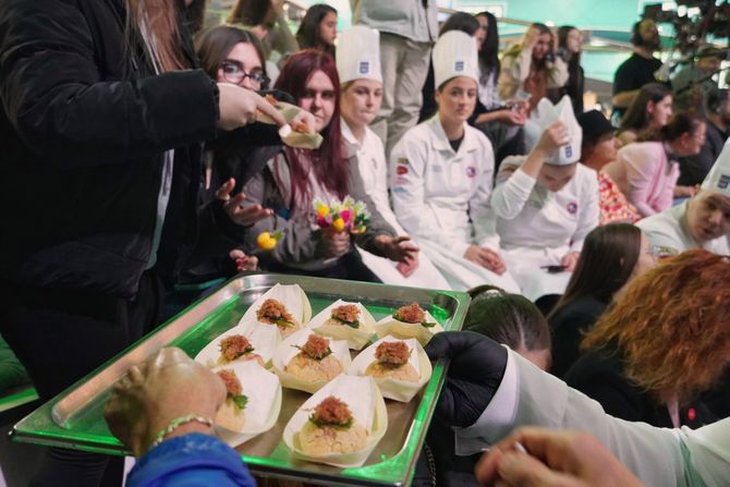 Vinska vizija TOS publikacija