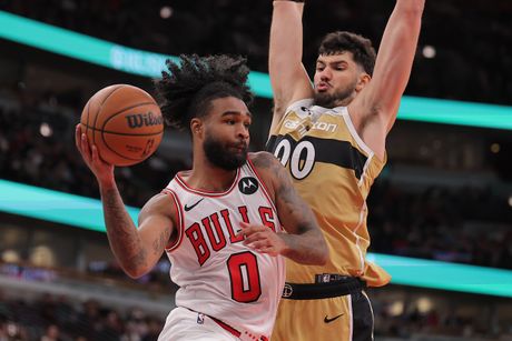 Kobi Vajt i Tristan Vukčević (Čikago Buls - Vašington Vizards)