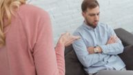 Zašto sinovi često postaju hladni prema majkama: Frojd objašnjava skrivene razloge i mehanizme odnosa