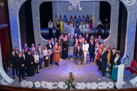 Humanitarna organizacija 