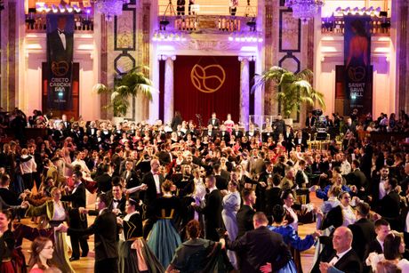 Svetosavski bal u Beču