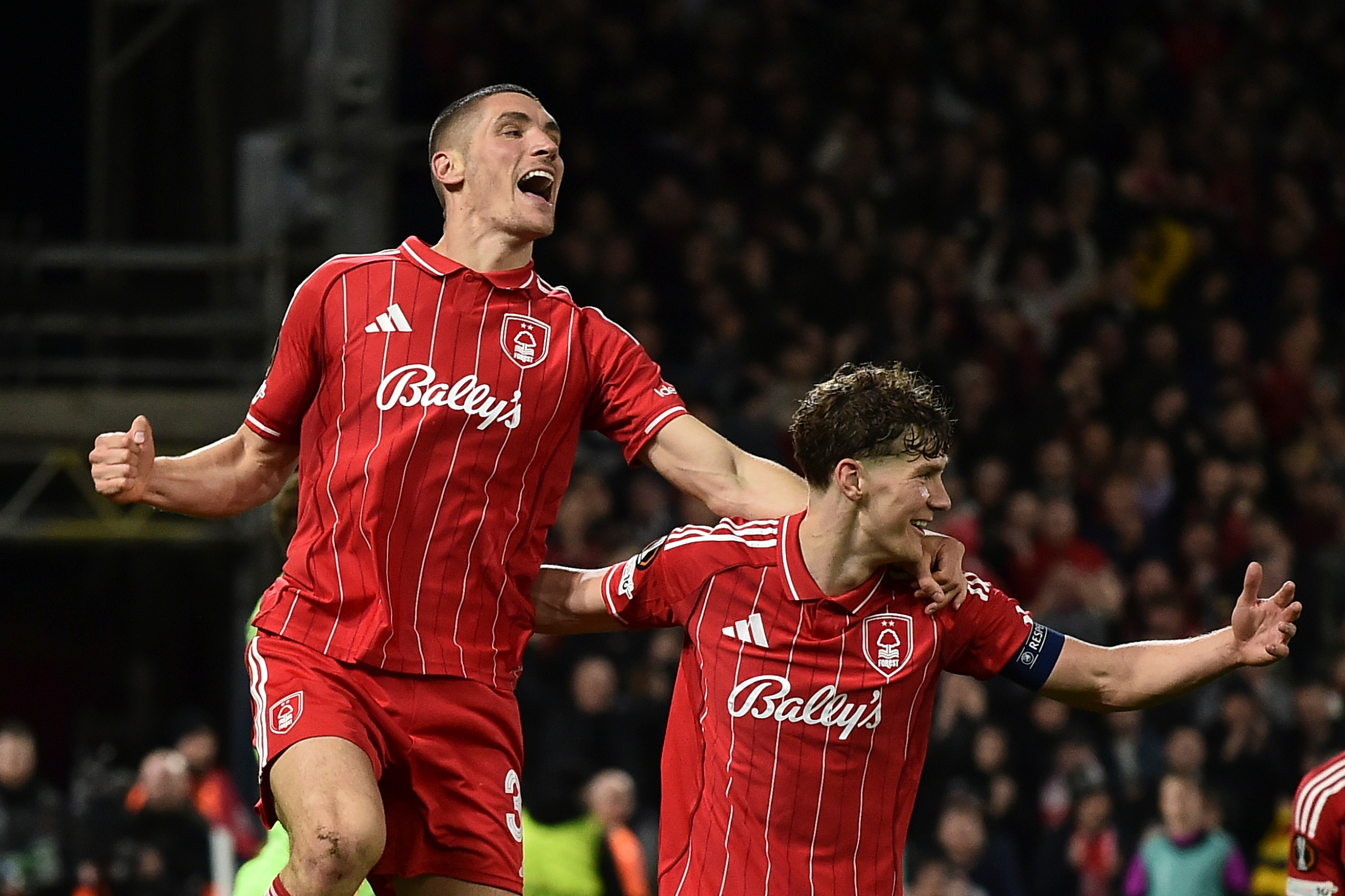 Milenkovićev Notingem prošao nakon jedanaesteraca dalje, Srbin asistirao za ključan gol