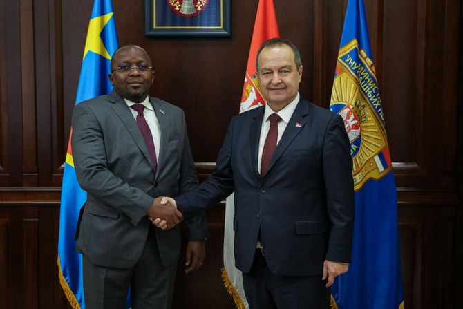 Ministar Dacic-Sastanak-Ministar Sabani