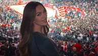 Otac joj igrao za Zvezdu, pa postao legenda crno-belih, sada je ova lepotica uživo gledala crveno-bele u Areni