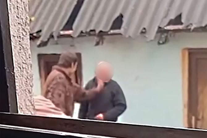 Tukao oca nasilje napad šamar