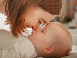 mama, beba, žena, novorođenče, dete