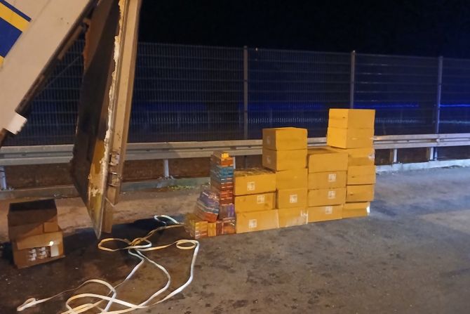 Šverc, krijumčarenje, cigarete, granični prelaz Sot