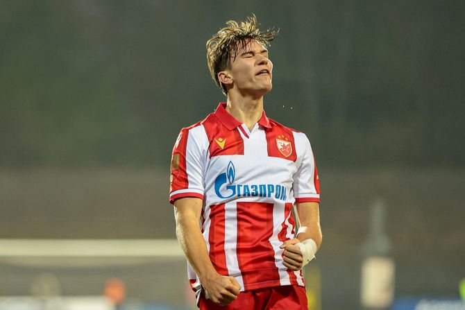 Vasilije Kostov - FK Crvena zvezda