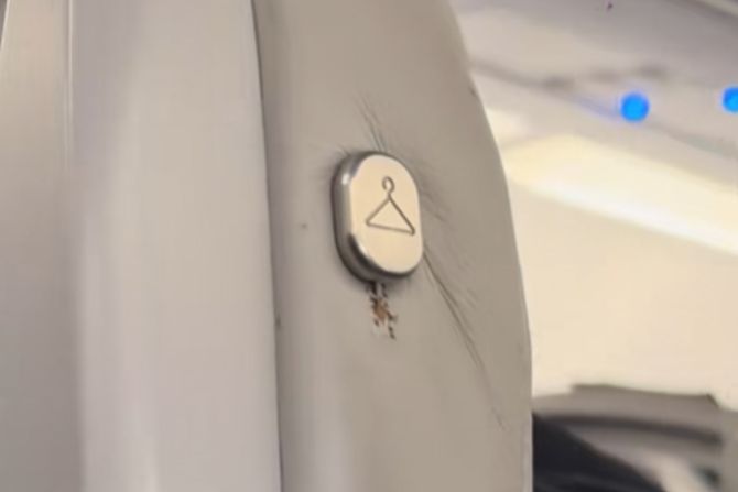 avion, sedište, čiviluk