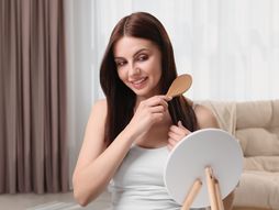 rast kose, kosa, nega kose, devojka, češljanje