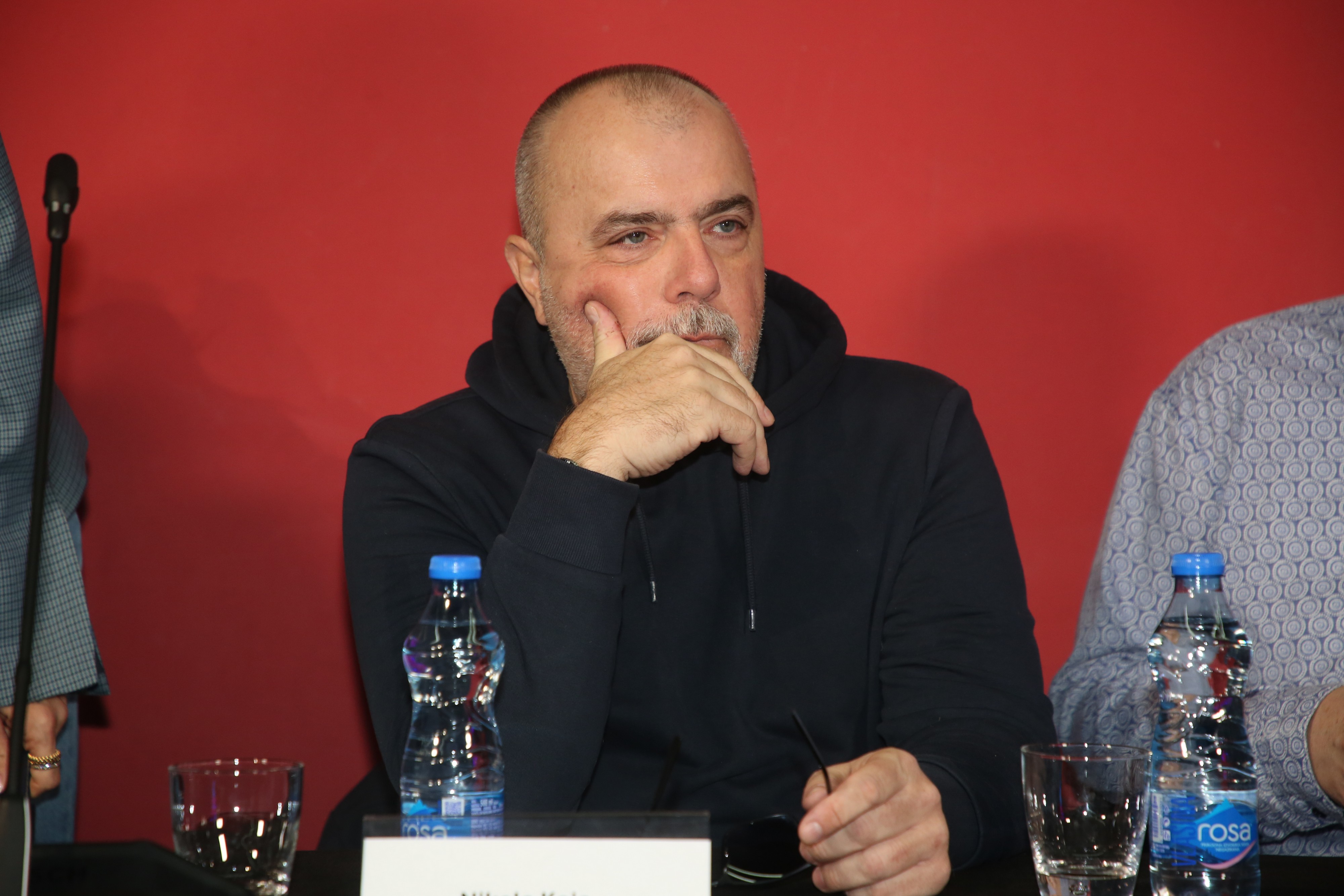 Poslušajte kako Nikola Kojo izvodi na probi pesmu "Moja draga (Moj Beograd)": Mnogi su oduševljeni