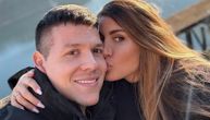Pevačica izvređala ženu Slobe Radanovića, nije birala reči "Ono što je oženio, ja ne bih dirnula..."