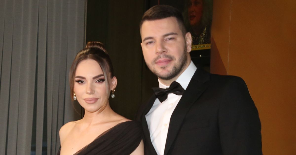 Naslednici estradnog para prave dar-mar u igraonici: Pevačica objavila neodoljiv prizor, ovo će rastopiti srca