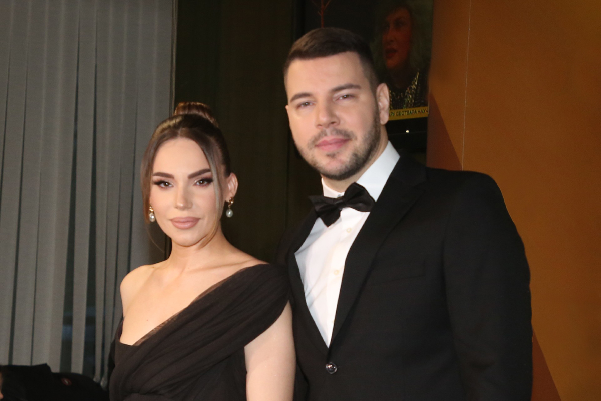 Naslednici estradnog para prave dar-mar u igraonici: Pevačica objavila neodoljiv prizor, ovo će rastopiti srca