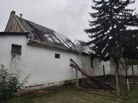 Backo Gradiste,kuca izgorela