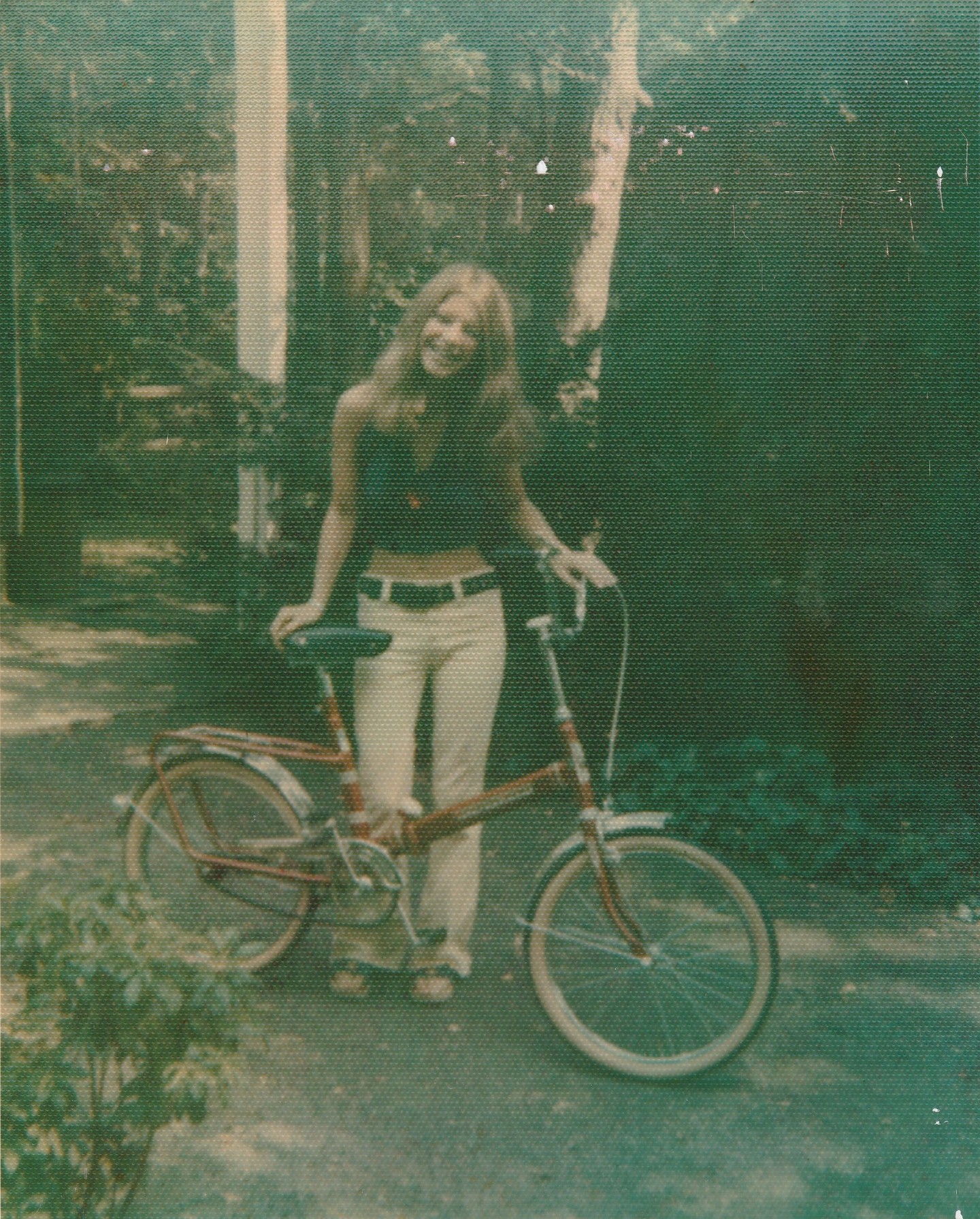 Papirne kese pomogle da se reši ubistvo devojke posle 40 godina: Telo našli pored puta, trag ih odveo do njega