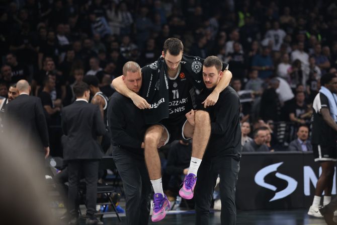 KK Partizan - KK Bajern