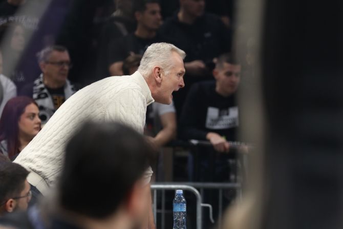 KK Partizan - KK Bajern