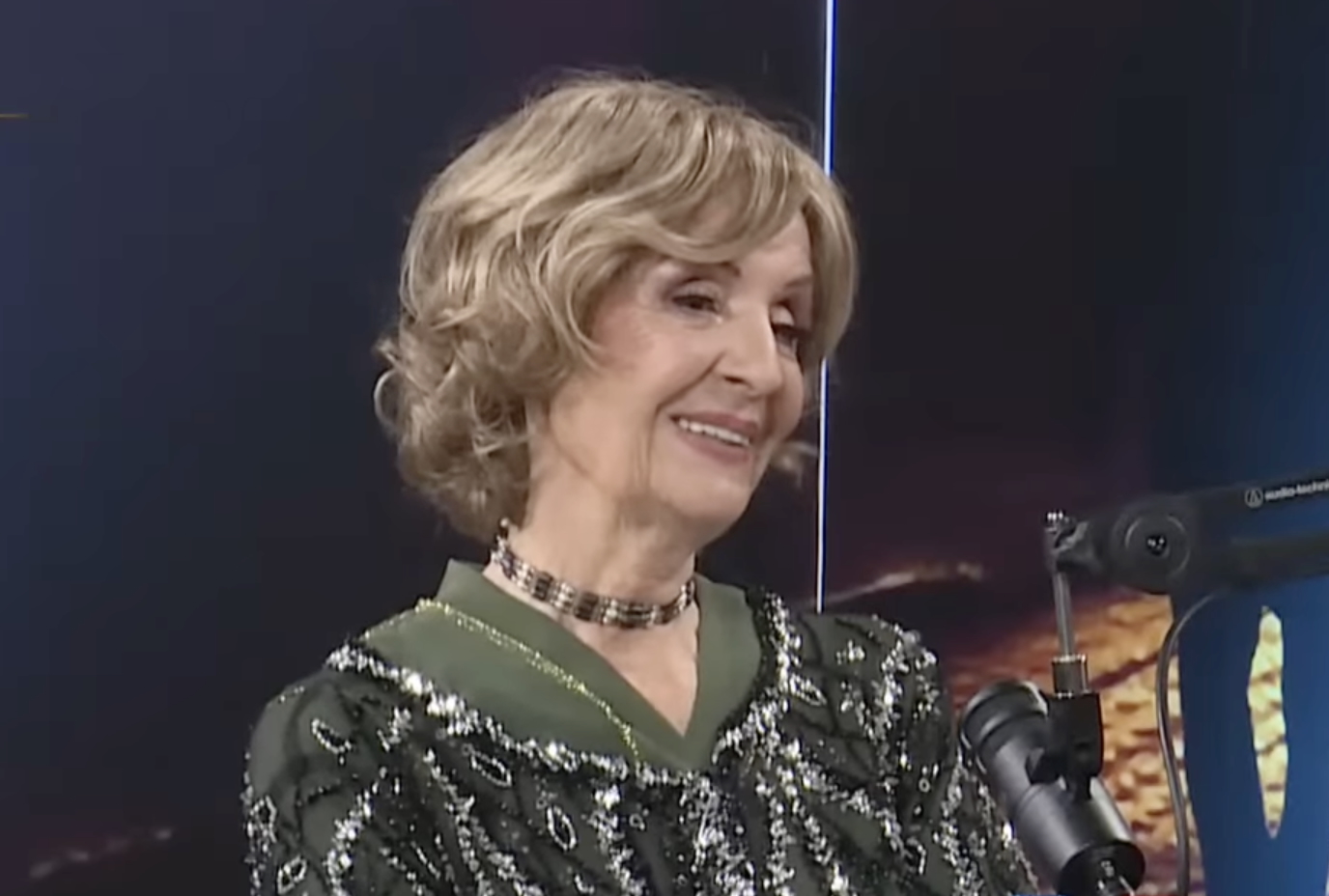 "Završićeš kao prosjak!" Lepa Lukić pričala o kockanju, pa otkrila šta NIKAD ne radi: "Nisam luda da punim..."