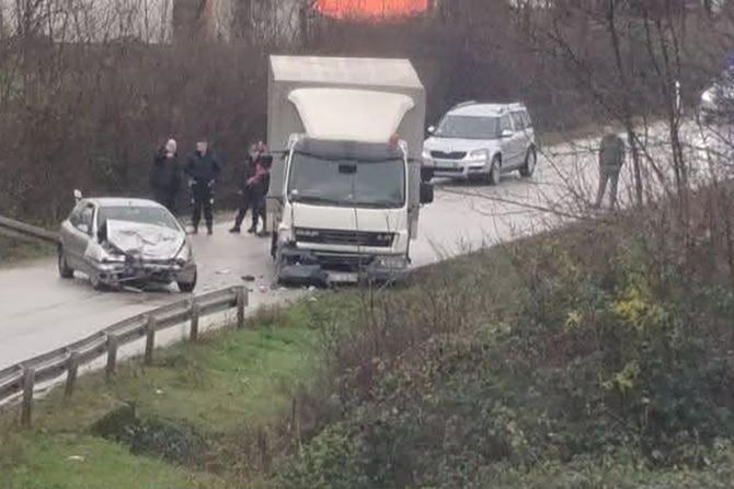 Čačak, Kraljevo, auto, kamion, saobracajna nesreca