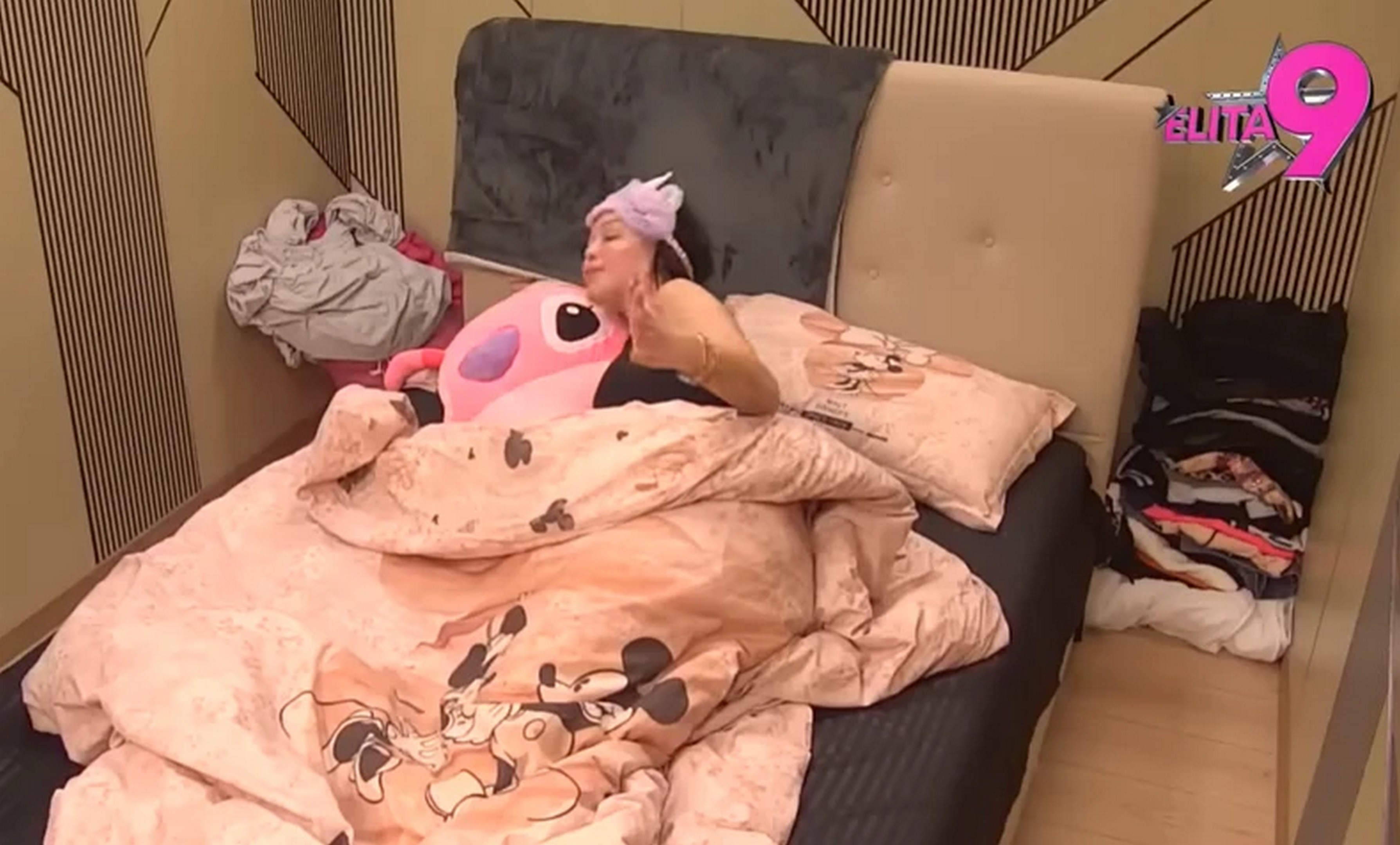 "Napraviću haos, nisam dobro psihički" Nakon operacije zadnjice Maja urla u Eliti: Evo šta odbija od cimerke