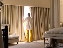 stan, dnevna soba, spavaca soba