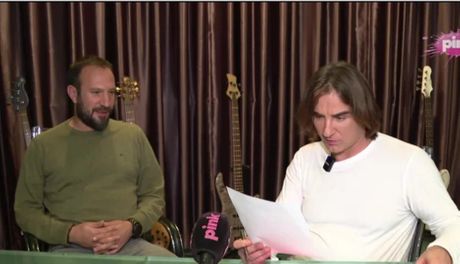 Željko Mitrović , potpisao ugovore sa rukovodiocima