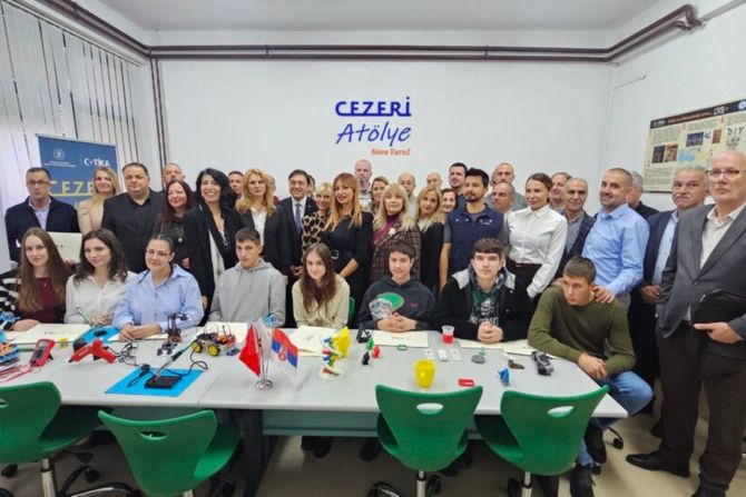 Škola u Novoj Varoši dobila laboratoriju za 3D tehnologije, robotiku i digitalno modeliranje