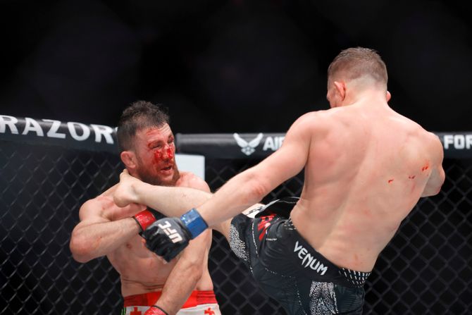 Merab Dvališvili, Petr Jan, UFC 323