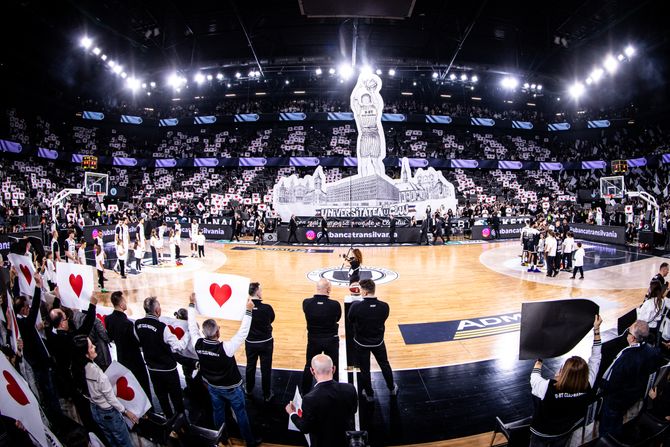 KK Kluž - KK Partizan