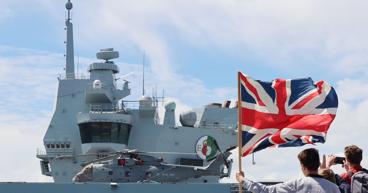 Pripadnica britanske mornarice optužena za seksualno zlostavljanje kolega: Bila je 