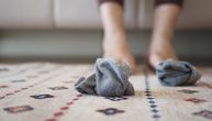 Nikada ne ostavljajte čarape pored kreveta: Posle ovih razloga ćete se oterasiti odmah ove loše navike