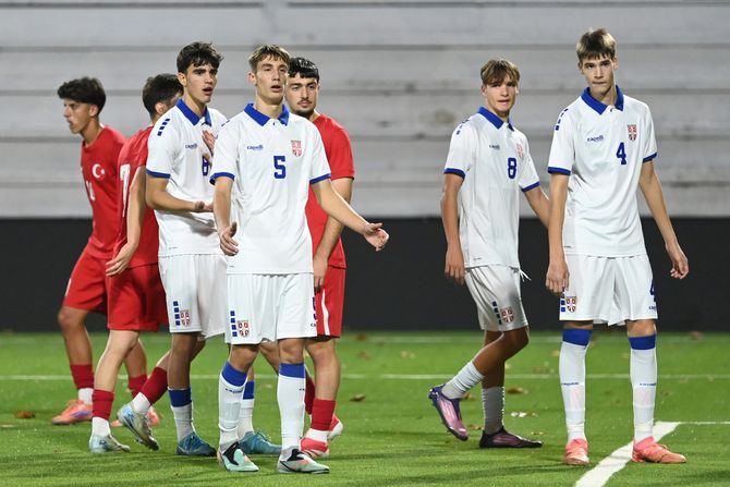 Kadetska fudbalska reprezentacija Srbije (U17)