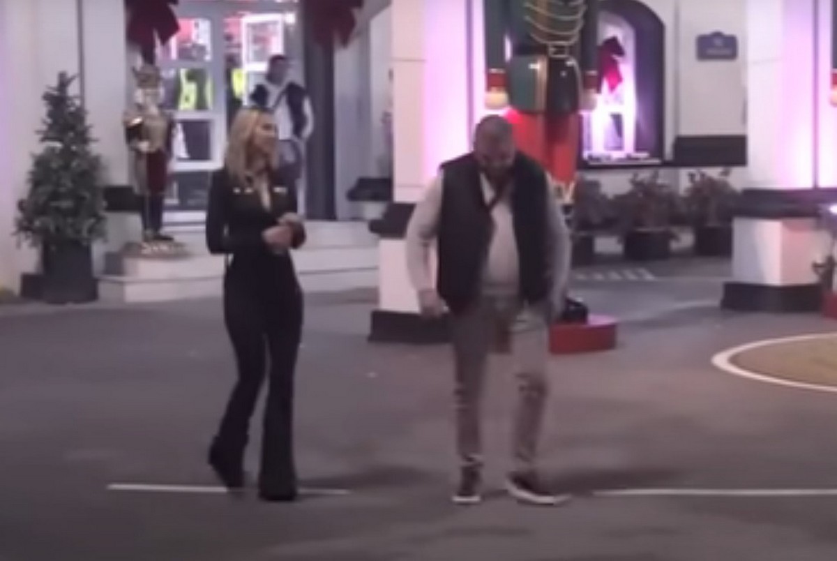 "Zar sa našim krvnikom?!" Anelina majka očajna zbog njene "akcije" sa Asminom: Grofica se Hitno oglasila