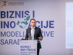 AmCham okupio kompanije i startapove na konferenciji „Biznis i inovacije – modeli održive saradnje“