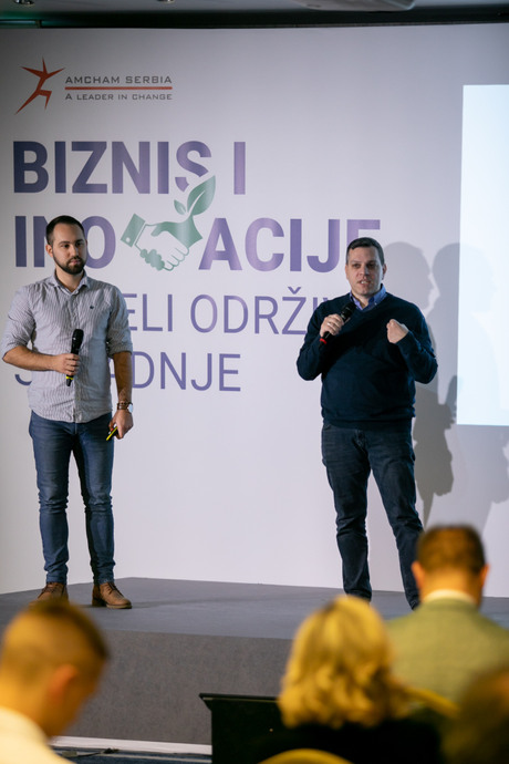 AmCham okupio kompanije i startapove na konferenciji „Biznis i inovacije – modeli održive saradnje“