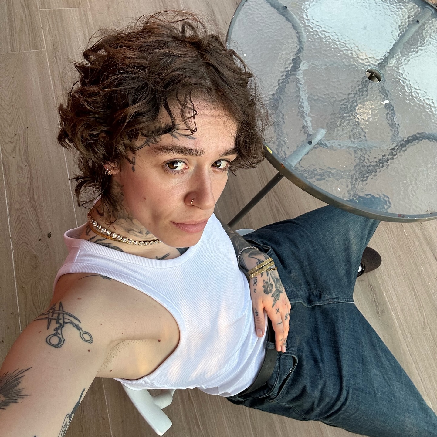 Ko je pevačica koju su Hrvati izbacili sa Dore: U opisu srpska trobojka, prezime se završava na ova 2 slova