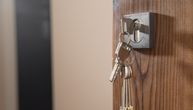 Evo zašto ne treba ostavljati ključ u bravi tokom noći: Srbi često to rade, a može izazvati probleme