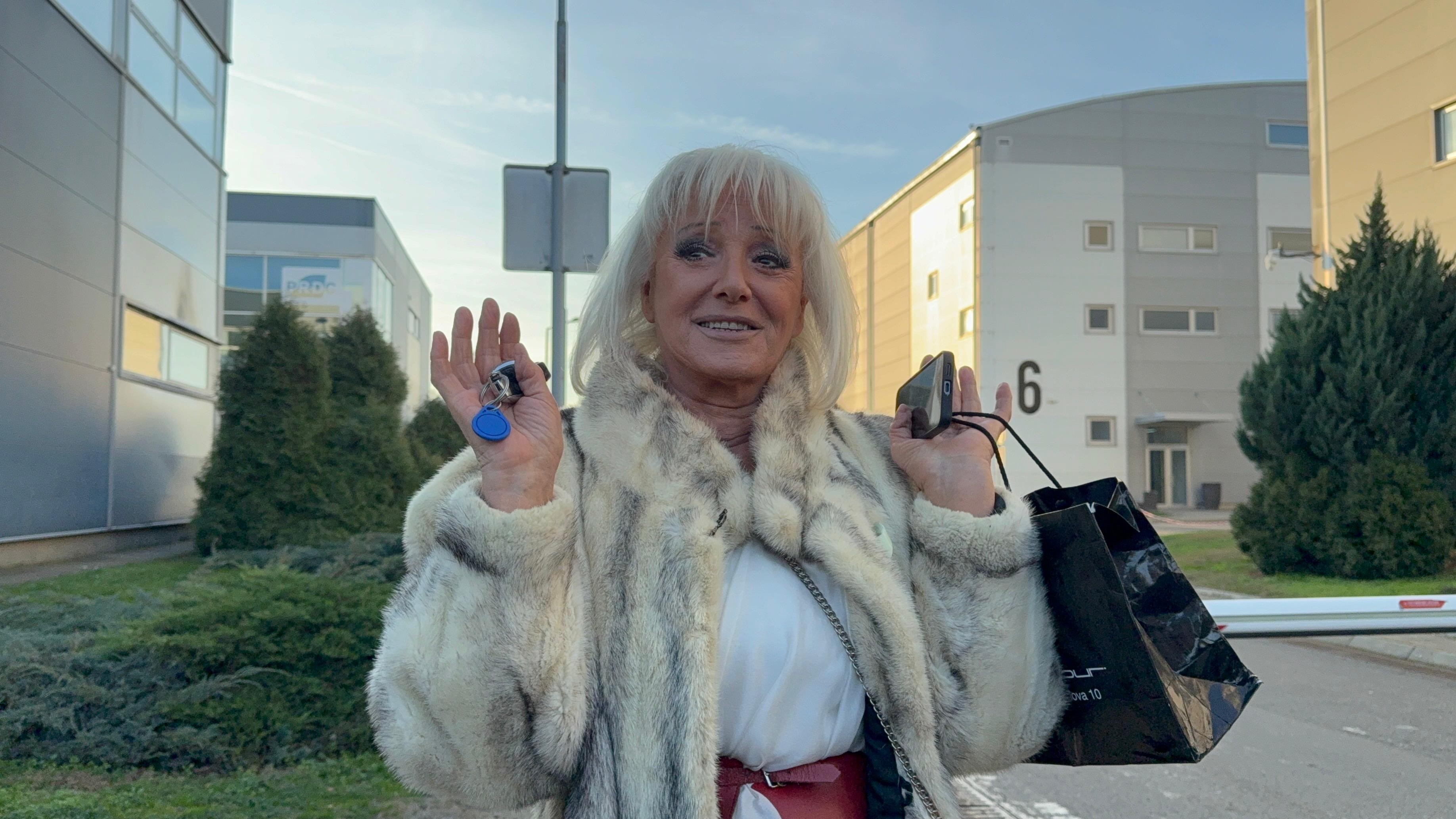 "Niko nije video moje muke": Vera Matović priznala da je rasipala bogatstvo - "Delila sam šakom i kapom"