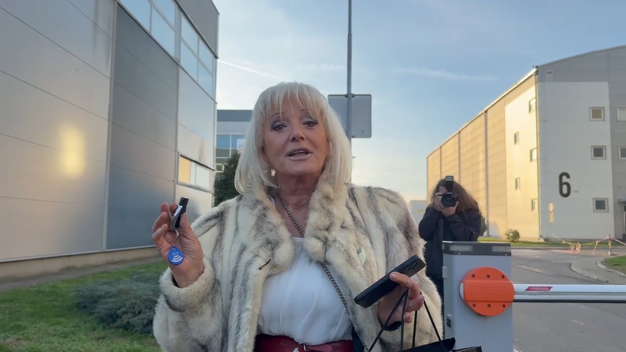 "Šta vas interesuje?!" Vera Matović pobesnela na pitanje o godinama: "Tužiću svakoga ko to bude pisao!"