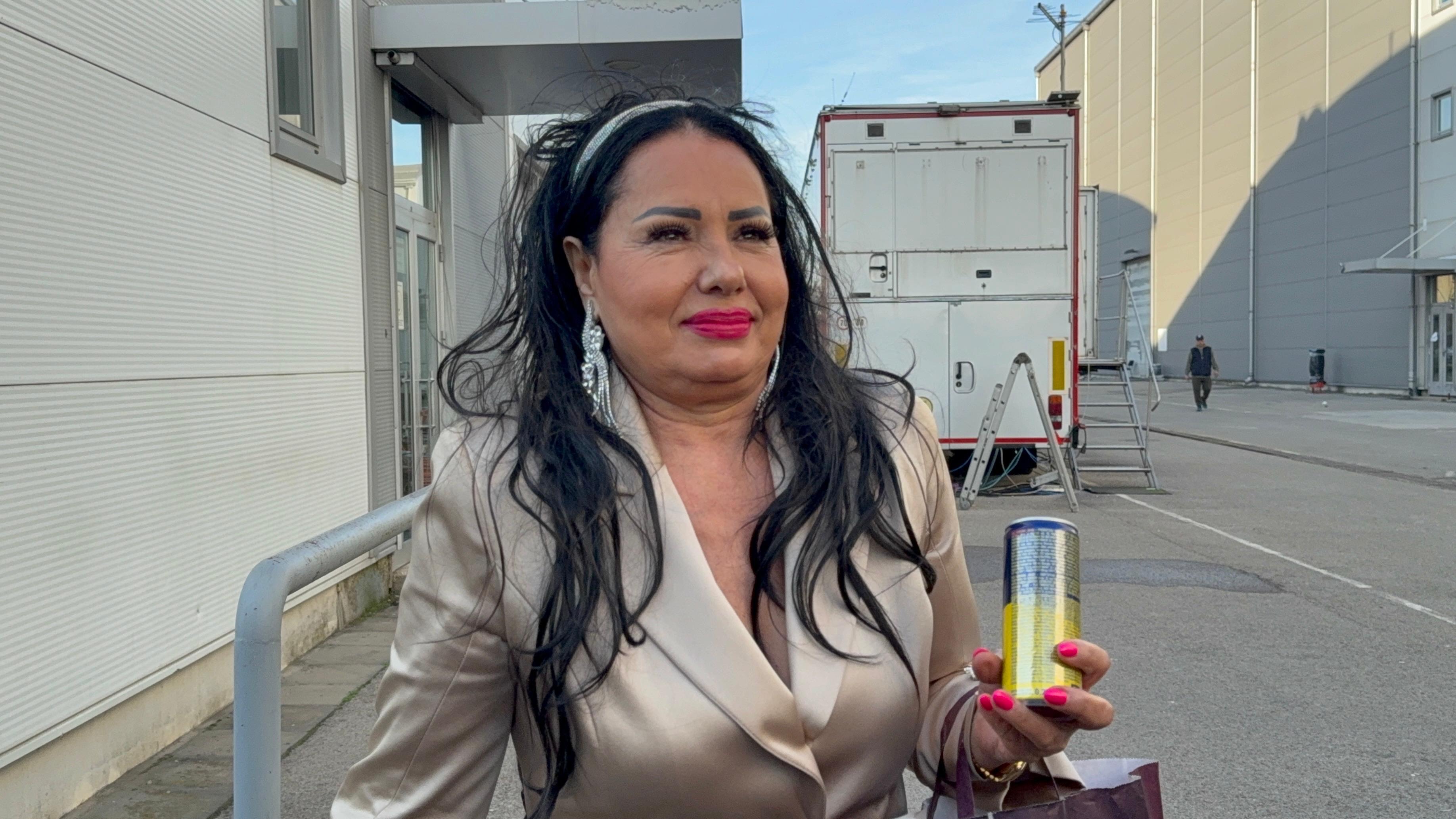 "Neću da budem diplomata, reći ću šta mislim!" Zlata se oglasila nakon što joj se sin poljubio s Kačavendom