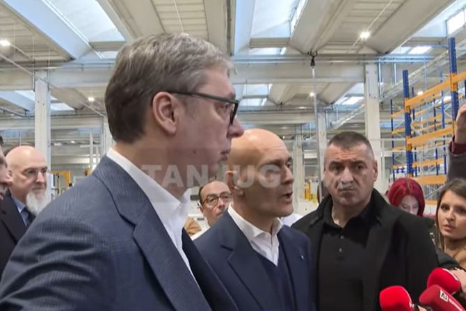 Aleksandar Vučić fabrika Niš