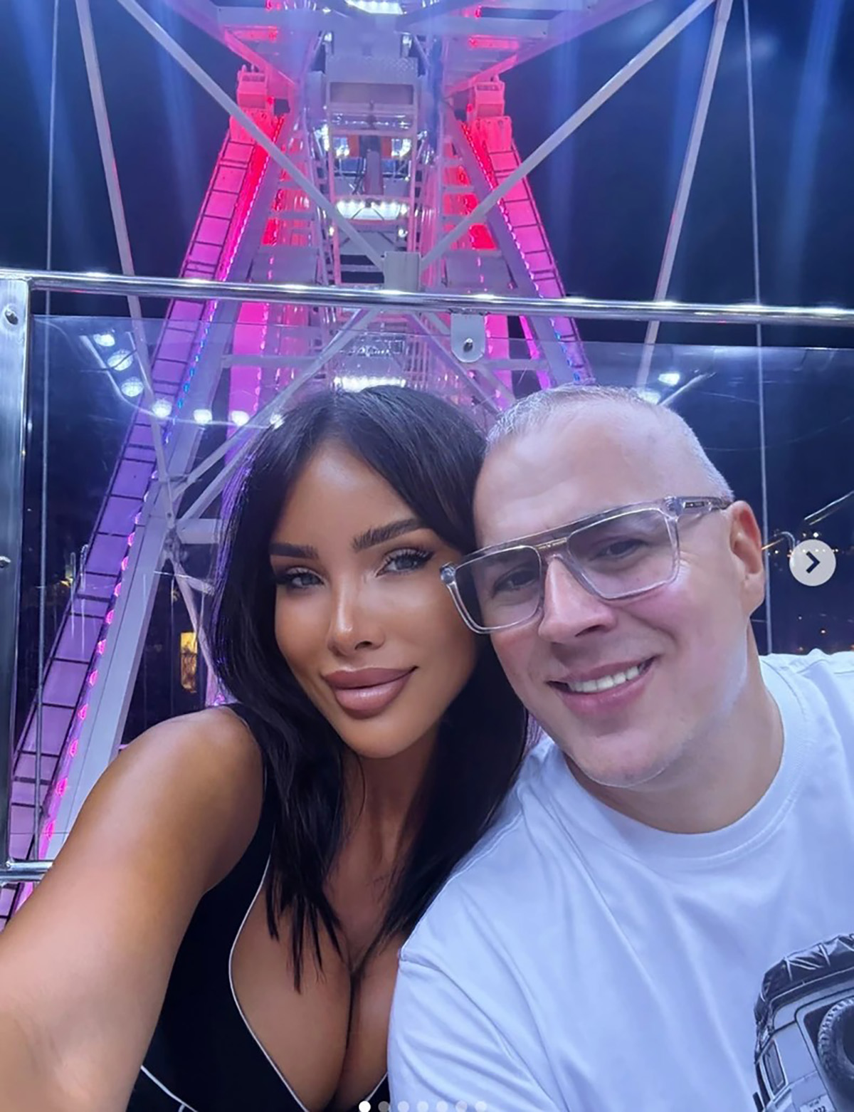 Muž joj ima 52, a ona 28! Naša starleta se baškari u Dubaiju, ljubavnicama delila savete: "Namunjiš se i..."