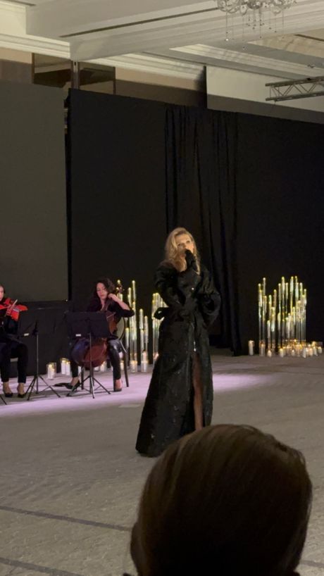 Nevena Božović - Revija Bate Spasojevića