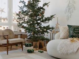 jelka, prirodna jelka, božićna jelka, praznici