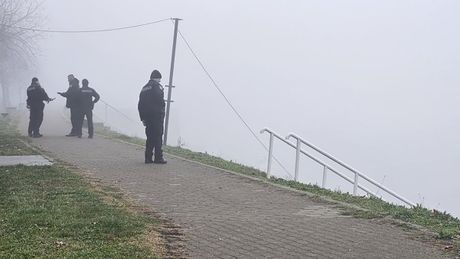 Slavonski Brod, prevrnuo se čamac