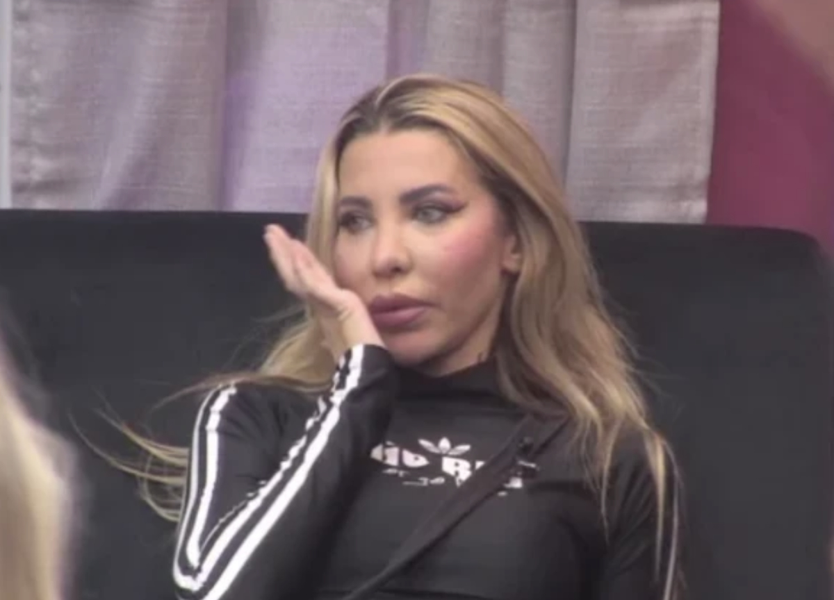 "Uništio je našu porodicu i ukaljao..." Aneli udarila na sestrića pred finale: Za pobednika odabrala NJEGA