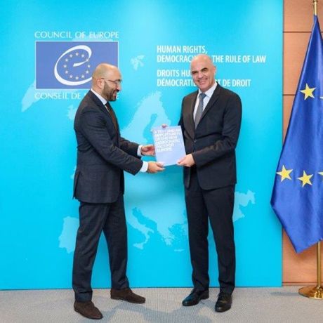 Predstavnik organizacije Romi za Evropu, Željko Jovanović, nedavno je imao sastanak u Savetu Evrope sa generalnim sekretarom Alenom Bersetom