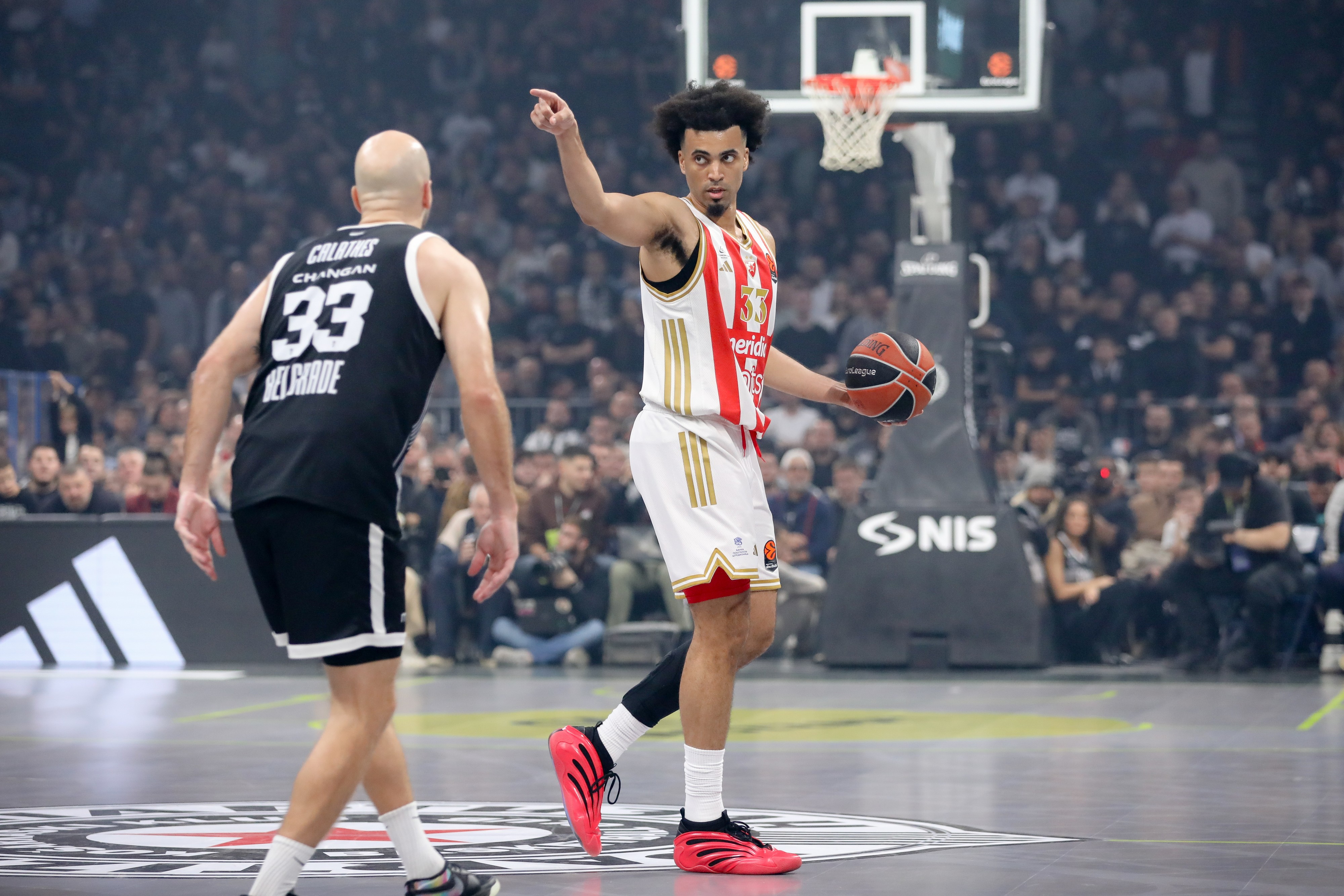 Zvezda objavila informaciju o prodaji karata za večiti derbi u Evroligi: Evo koliko je najjeftinija ulaznica!