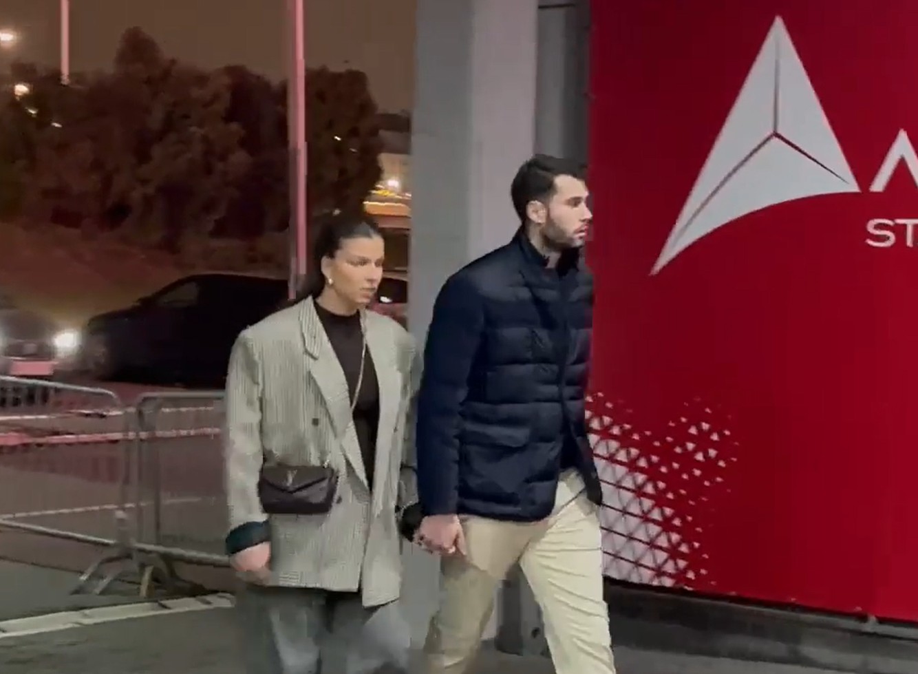 Brat Filipa Živojinovića po majci, stigao na koncert: Zgodni košarkaš je isti brat, došao u društvu partnerke